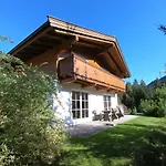 Feriendorf Wallenburg *