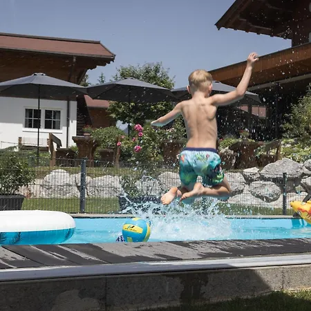 Feriendorf Wallenburg * Fieberbrunn